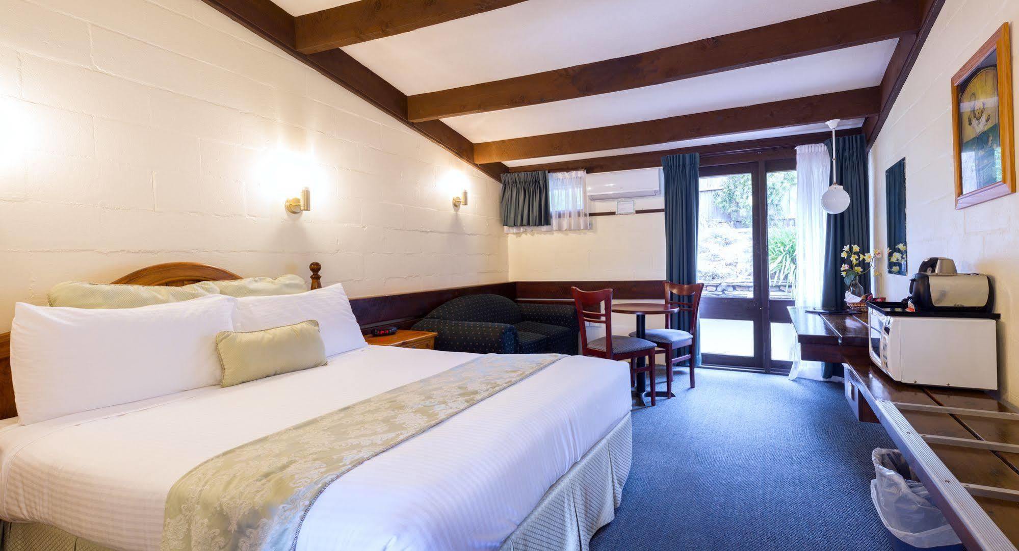 Blackheath Motor Inn Dış mekan fotoğraf